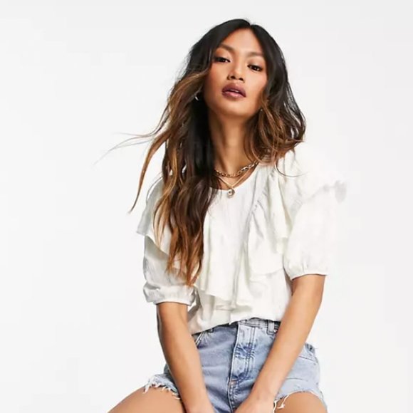 NWT Mango Ruffle Tee - Picture 2 of 4